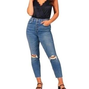 Abercrombie & Fitch | Ultra High Rise Mom Jean Button Fly Distress Raw hem